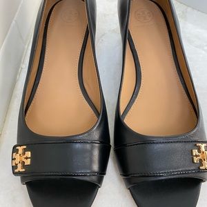 Tory Burch Kira Open-Toe Wedge Size 10